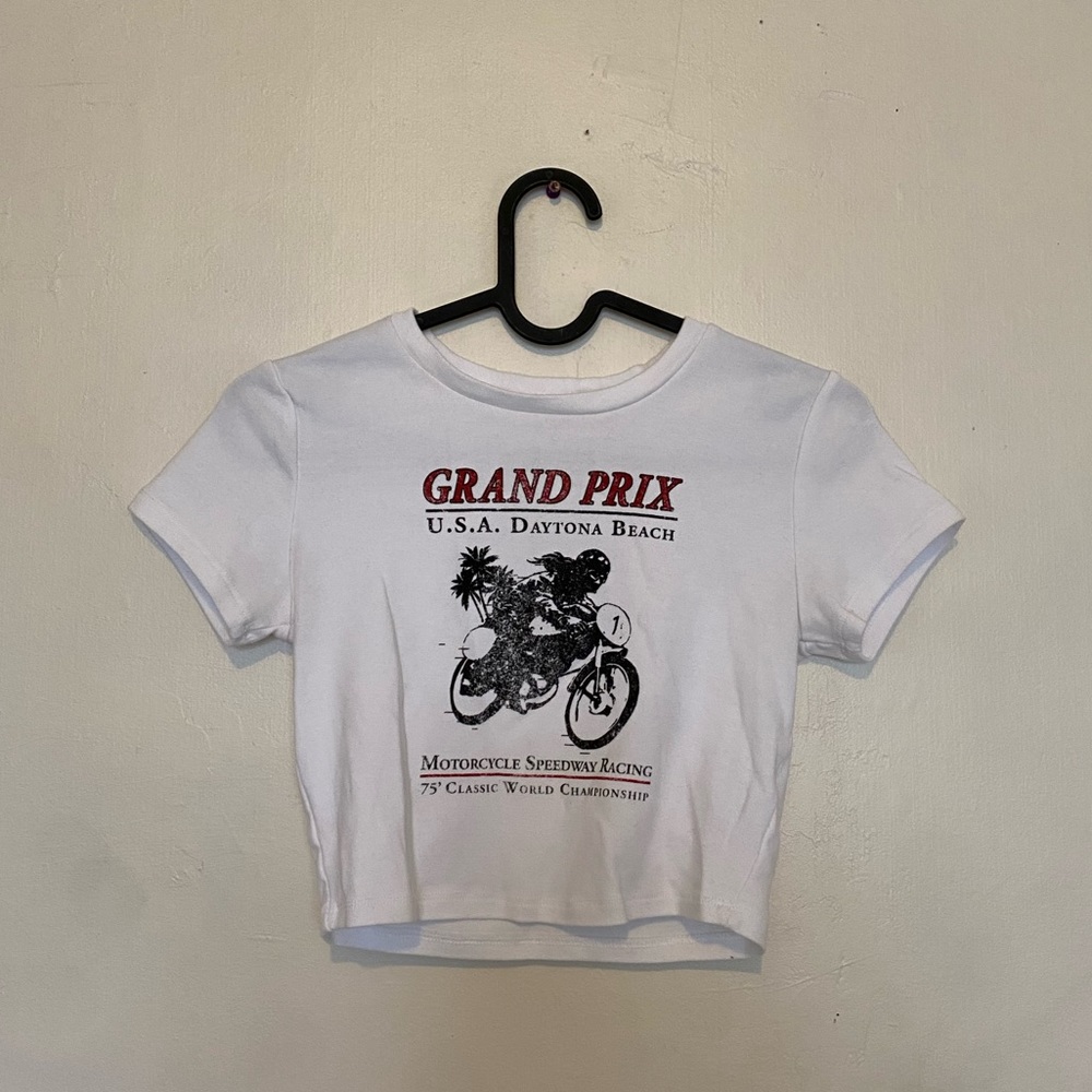 Cropped white graphic tee